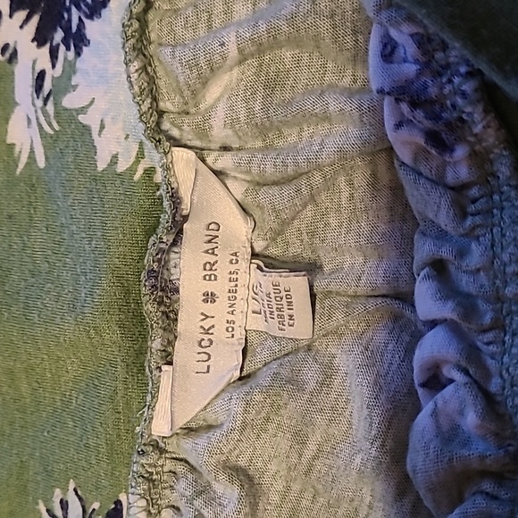 Cute Tee - Picture 5 of 7